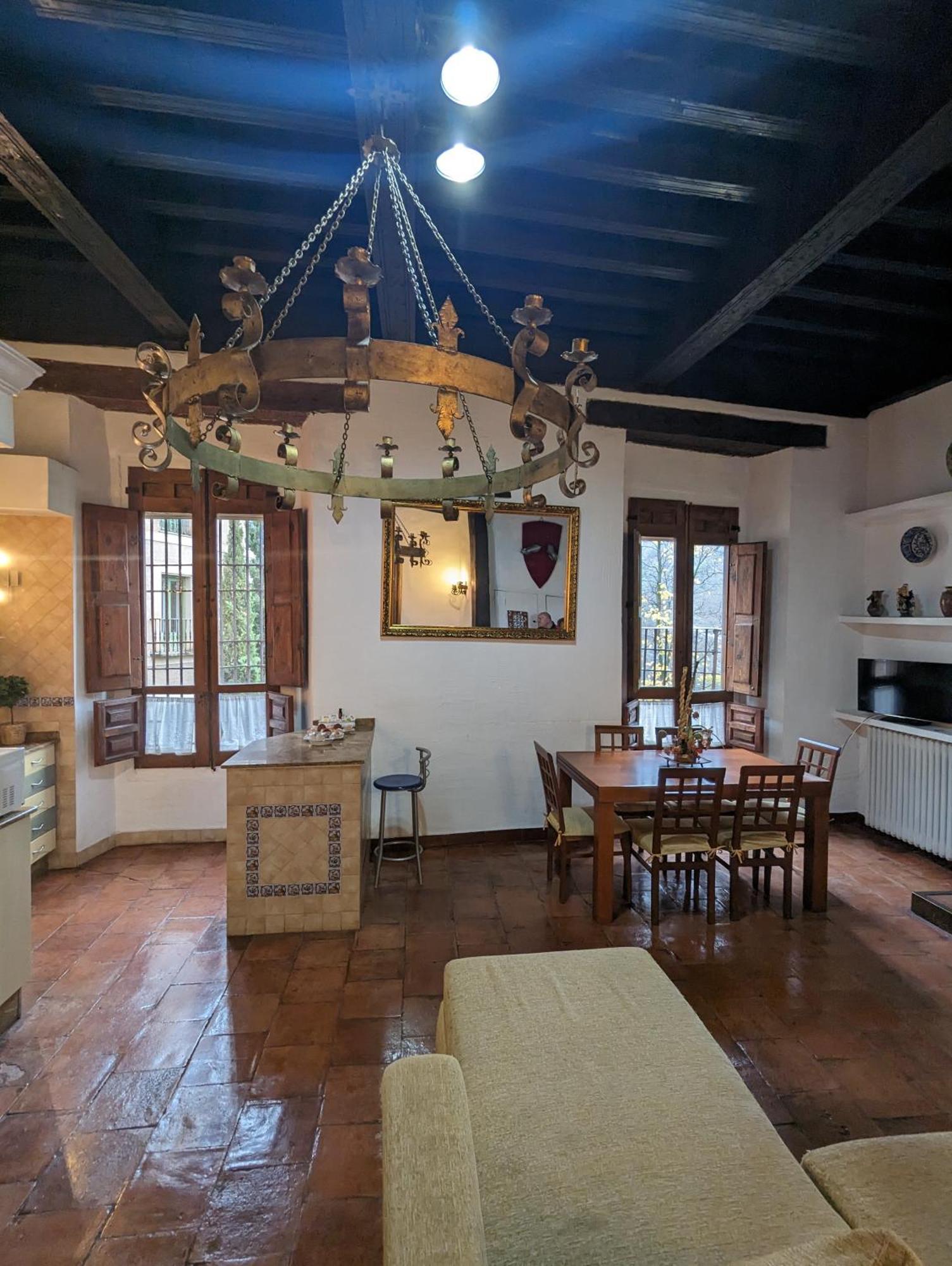 Apartment At Casa De Alfonso Viii
